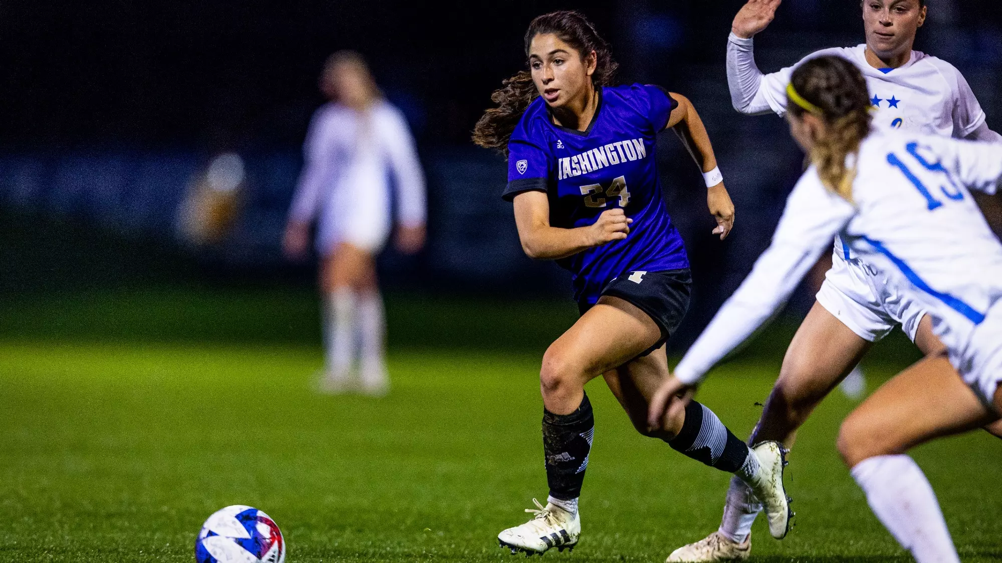 布克准绝杀！大洛：沟通出现了失误 对手给布克做了个很好的掩护.